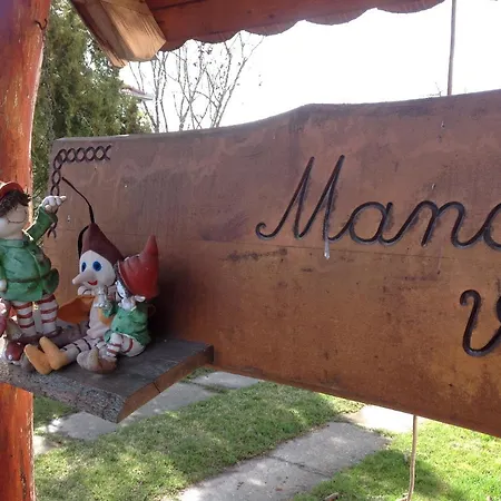 Mano Vendeghaz Apartment *