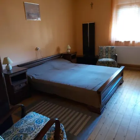 Apartment Mano Vendeghaz